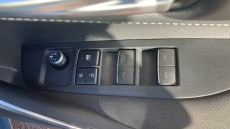Toyota Corolla 1.8 VVT-i Hybrid Icon Tech 5dr CVT Hybrid Hatchback